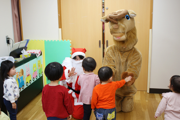院内保育所へプレゼント